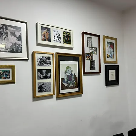 A 20 Pasos Del Museo Picasso Apartment Malaga Exterior photo